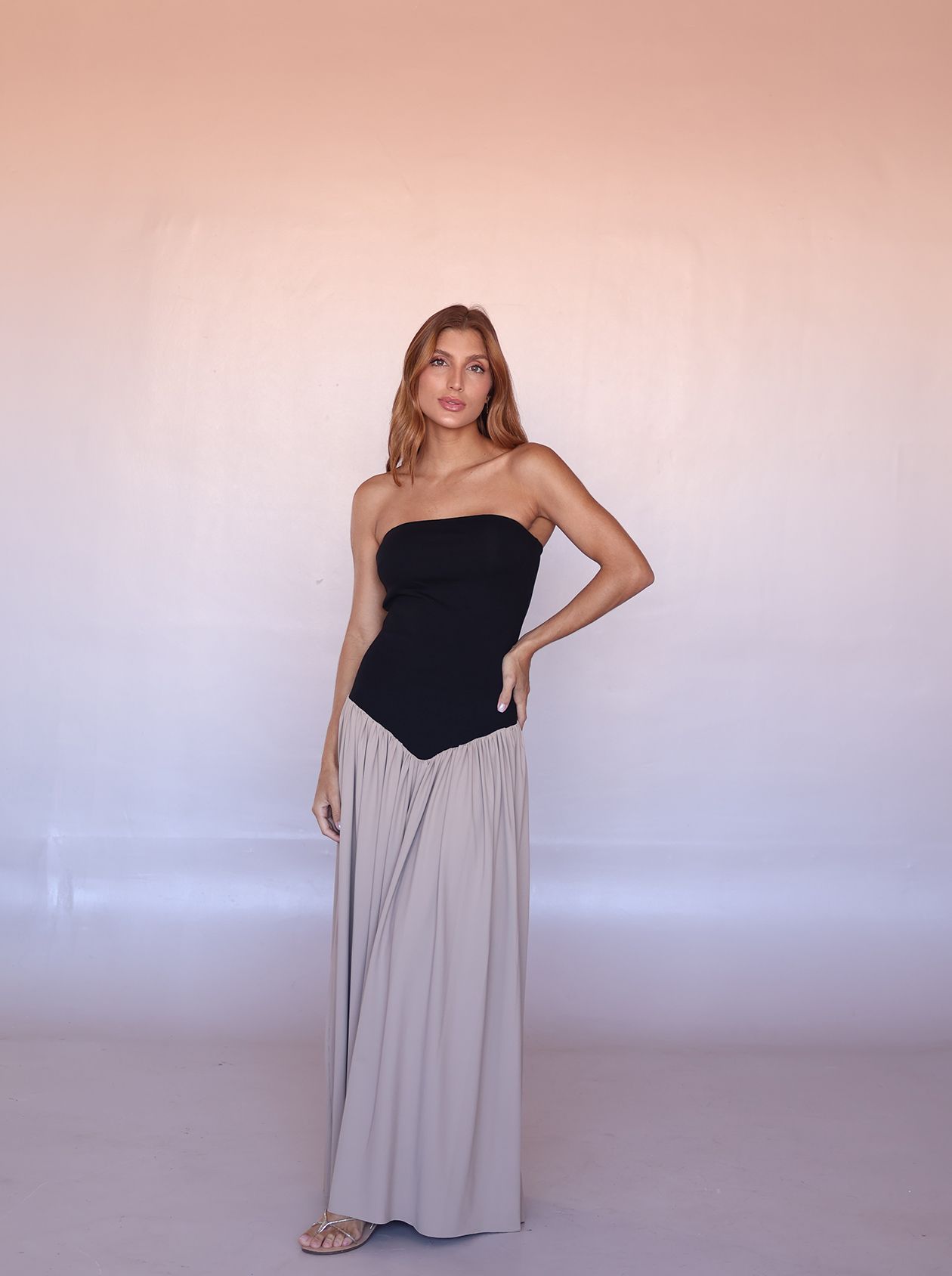 15559264453-img-2491-compressed.jpg Vestido Tqc Duo Preto - Imagem 1