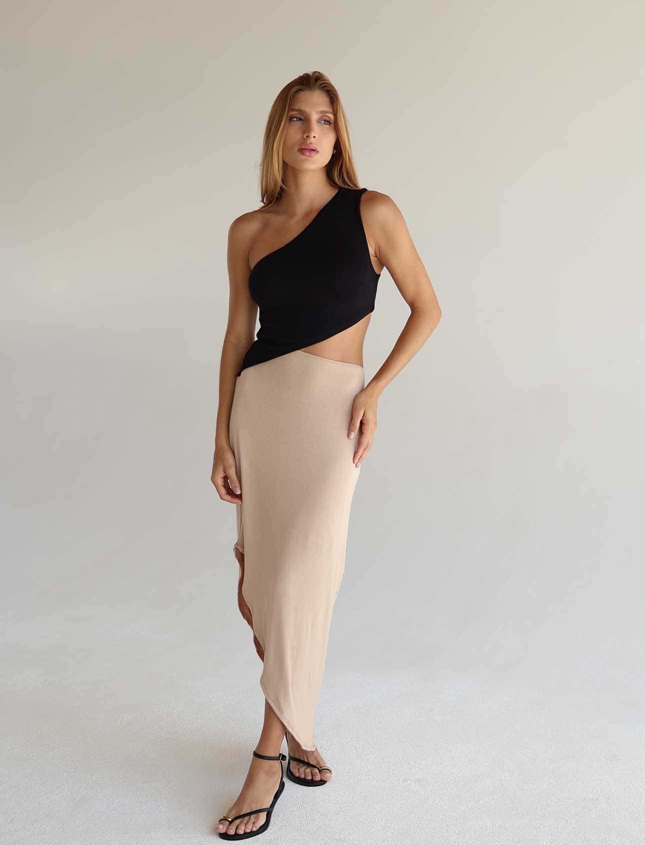 15595237999-img-1403.jpg Vestido Diagonal Duo - Imagem 1